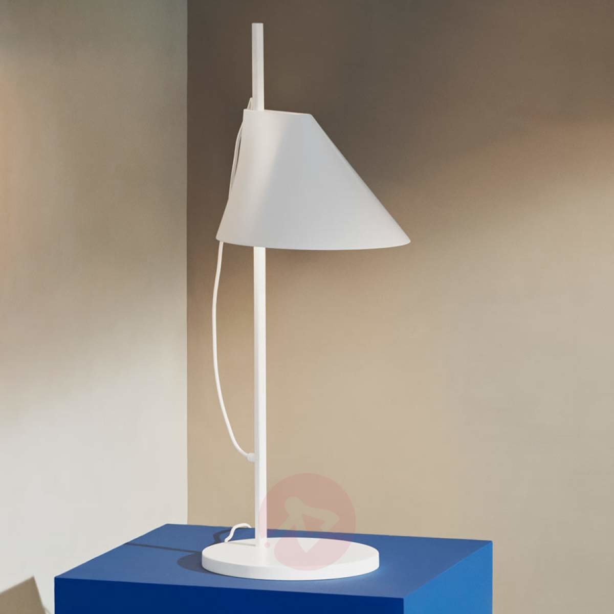 LOUIS POULSEN Louis Poulsen Yuh, lampa stołowa LED, biała