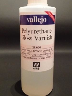 Vallejo Polyurethane Gloss Varnish 200 ml. Lakier błyszczący poliuretanowy Vallejo 27650