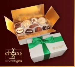 Chocobox Czekoladki-w-dużym-białym-kuferku