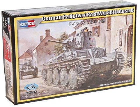 Hobby Boss 80138  zestaw do budowy modelu German PZ.Kpfw PZ.bfwg 38 wersja optycznych B