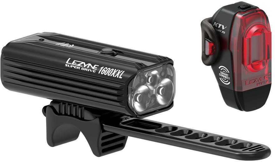 LEZYNE Zestaw lampki LED SUPER DRIVE 1600XXL LOADED przód 1600 lumenów + KTV PRO SMART DRIVE REAR tył , przycisk wł/wył na kierownicę, usb czarna (NEW) LZN-1-LED-6A-V804