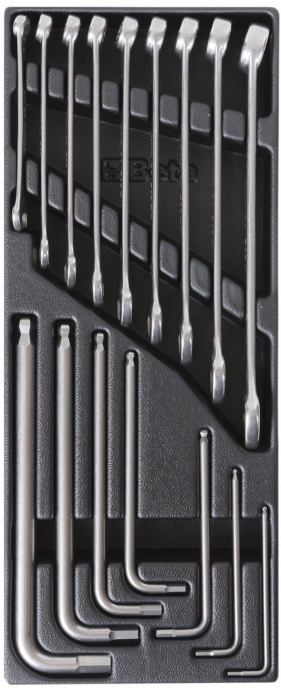 Beta ZESTAW NARZ.INOX 16SZT.WE WKŁ.Z TWORZ. 2424/T23