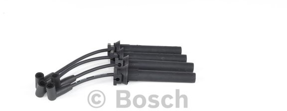 BOSCH Komplet przewodów zapłonowych 0 986 357 270