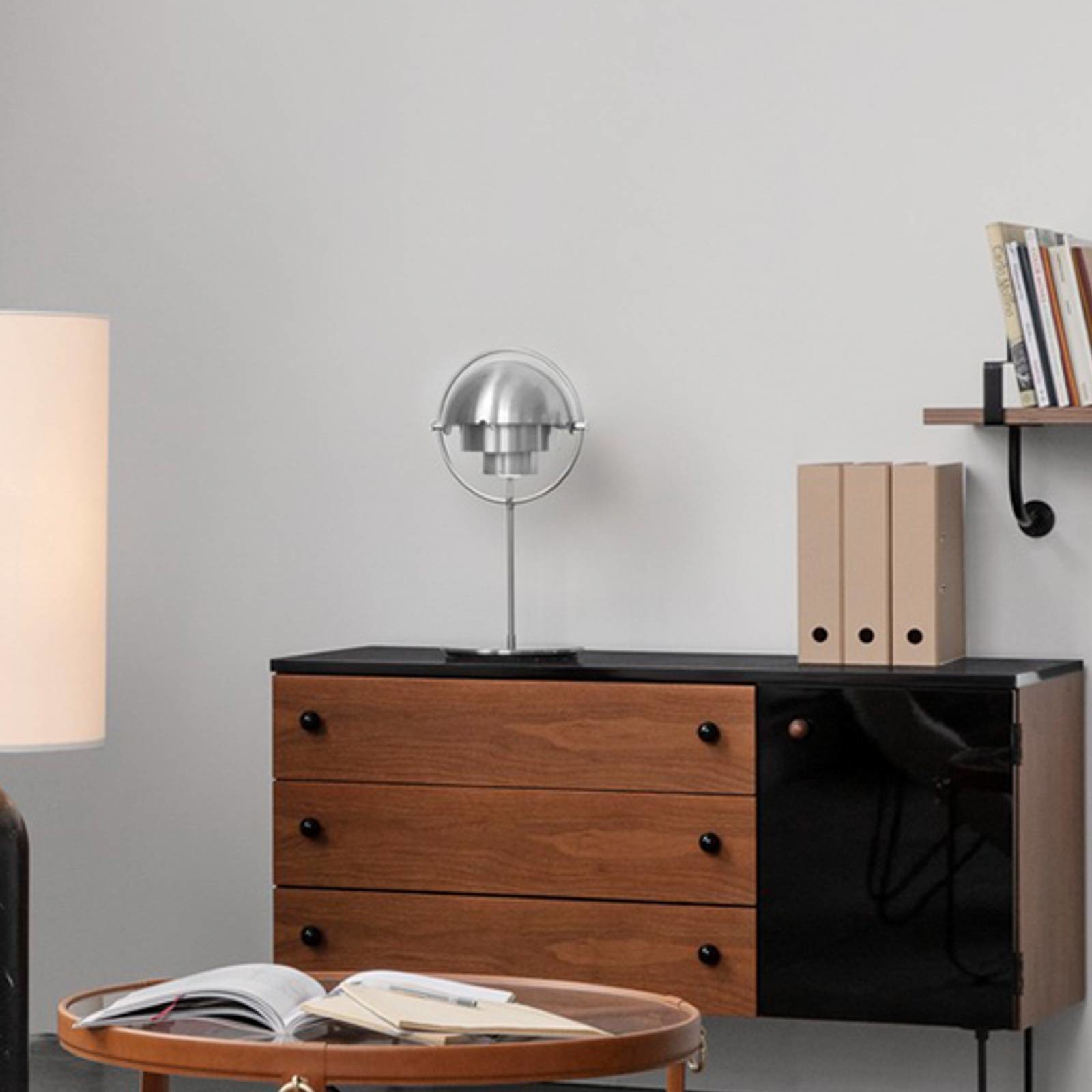GUBI GUBI Multi-Lite lampa stołowa chrom/chrom