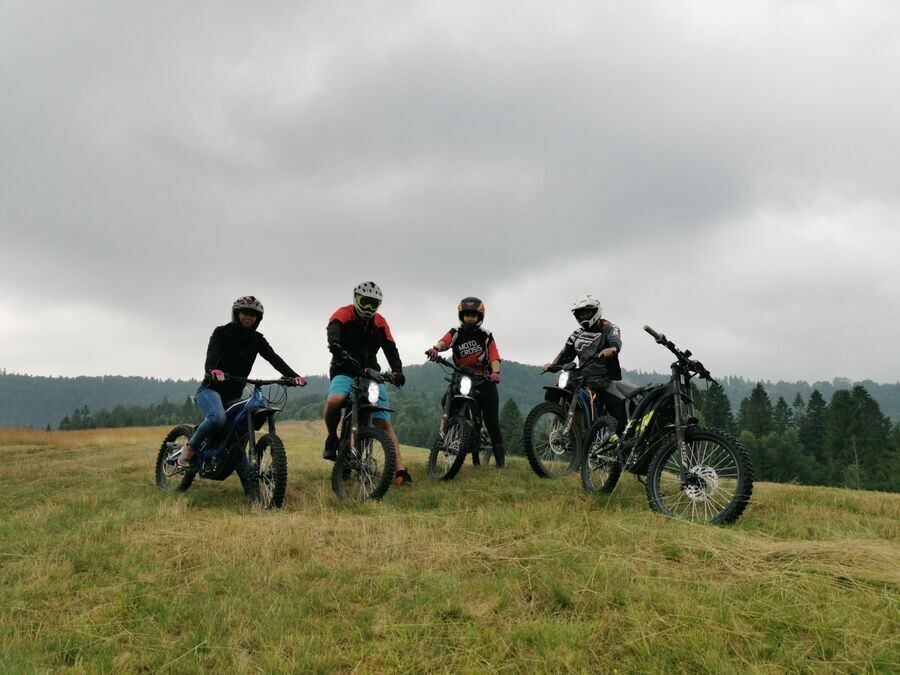 Jazda na elektrycznym motocrossie z elementami szkolenia - Gliwice - 3 osoby WEMG3
