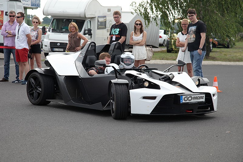 go racing Jazda KTM X-BOW : Ilość okrążeń - 1, Tor - Tor Olsztyn, Usiądziesz jako - Pasażer