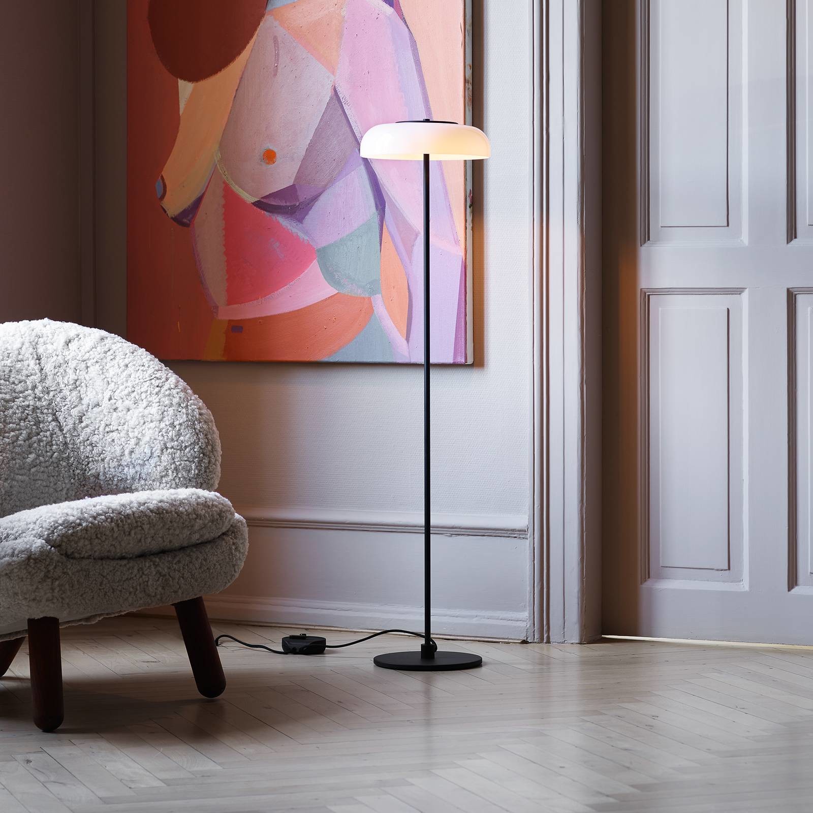 Nuura Aps Nuura Blossi Floor  29 lampa stojąca czarna/biała