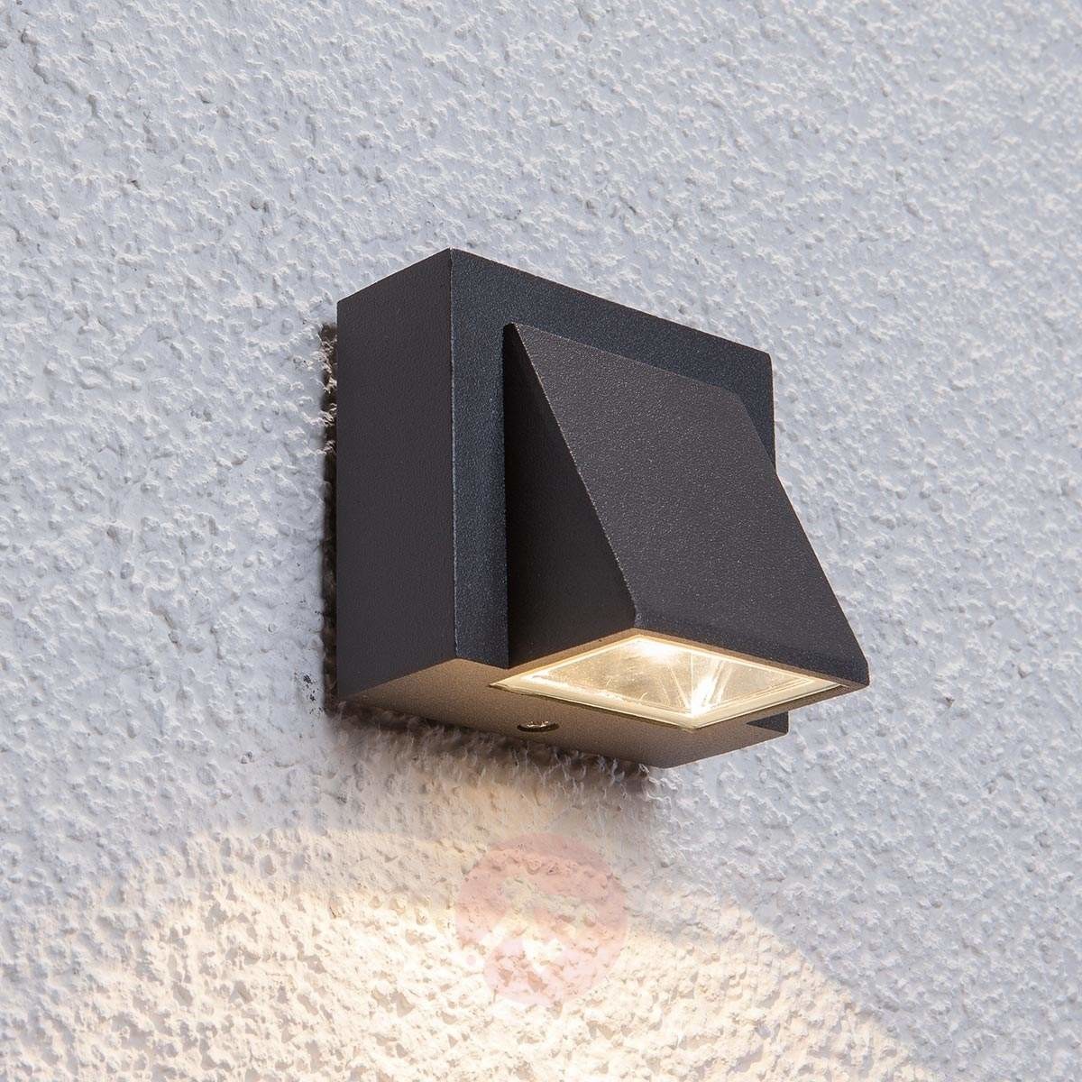 Lindby Nowoczesna lampa zewnętrzna czarna w tym LED - Marik