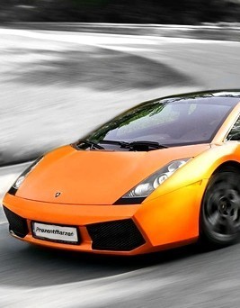 Jazda Lamborghini Gallardo ulicami miasta  Gliwice P0002727