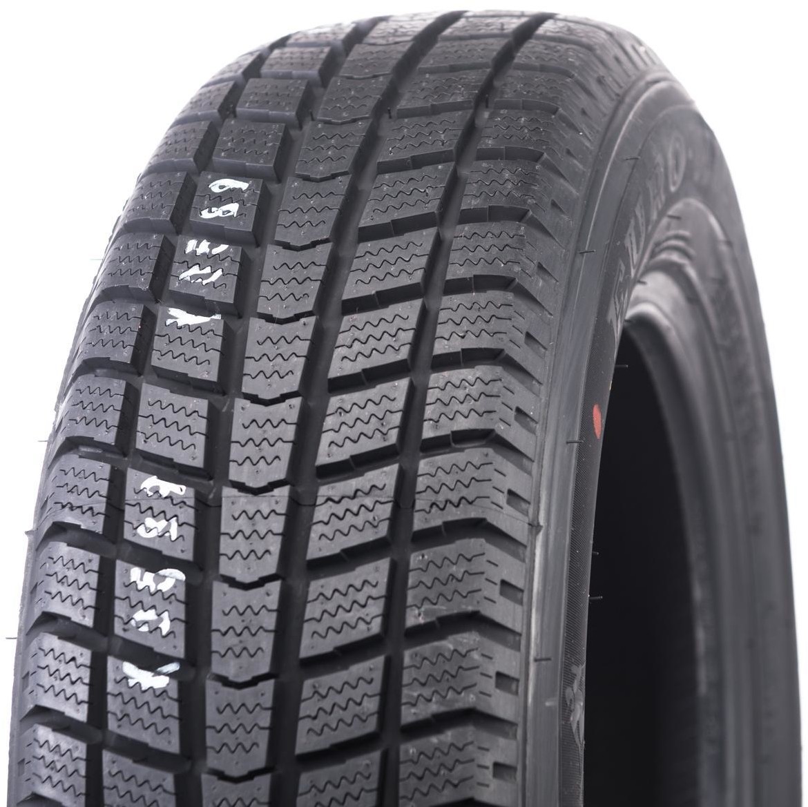 Roadstone Eurowin 650 195/65R16 104/102T