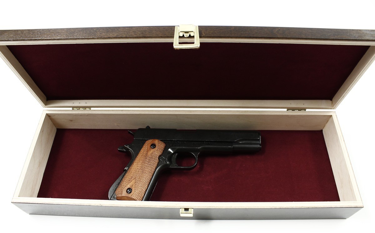 Denix SA Replika pistolet automatyczny .45 M1911A1 w pudełku MODEL 8316+P01 8316+P01
