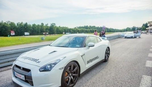 Jazda Lamborghini Gallardo i Ferrari F430 i Nissan GTR - kierowca - Tor Silesia Ring Karting - Opole (Kamień Śląski) - 3 okrążenia JLNFKK4