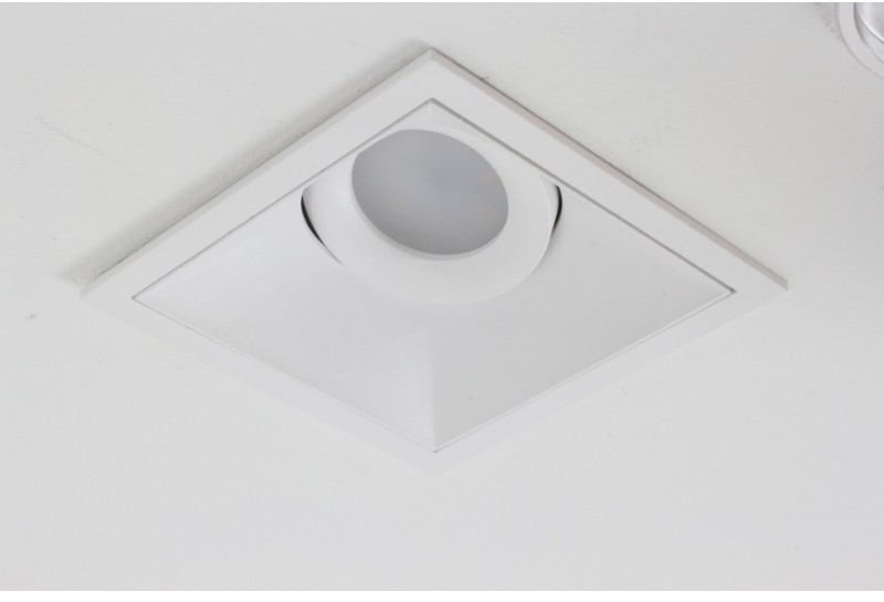 Light&More LM 1001 WH OPRAWA HALOGENOWA LED WPUSZCZANA OCZKO REGULOWANA ALUMINIUM BIAŁA PAR16 MR16 GU10 GU5,3 LM 1001 WH