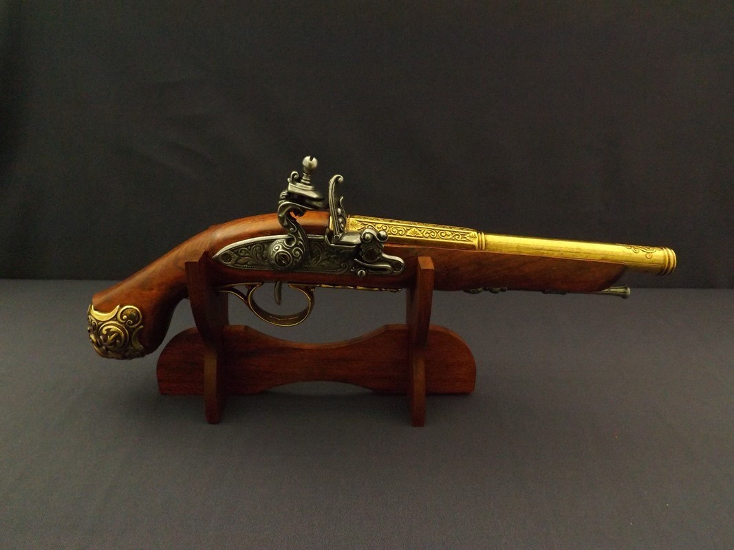 Denix SA REPLIKA PISTOLET SKAŁKOWY NA STOJAKU MODEL 1077L+801 1077L+801