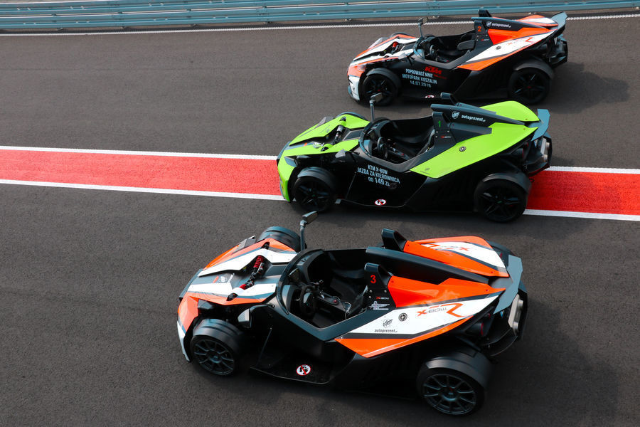 Jazda bolidem KTM XBOW - kierowca - Tor Słomczyn (Warszawa) - 1 okrążenie JKTMW1