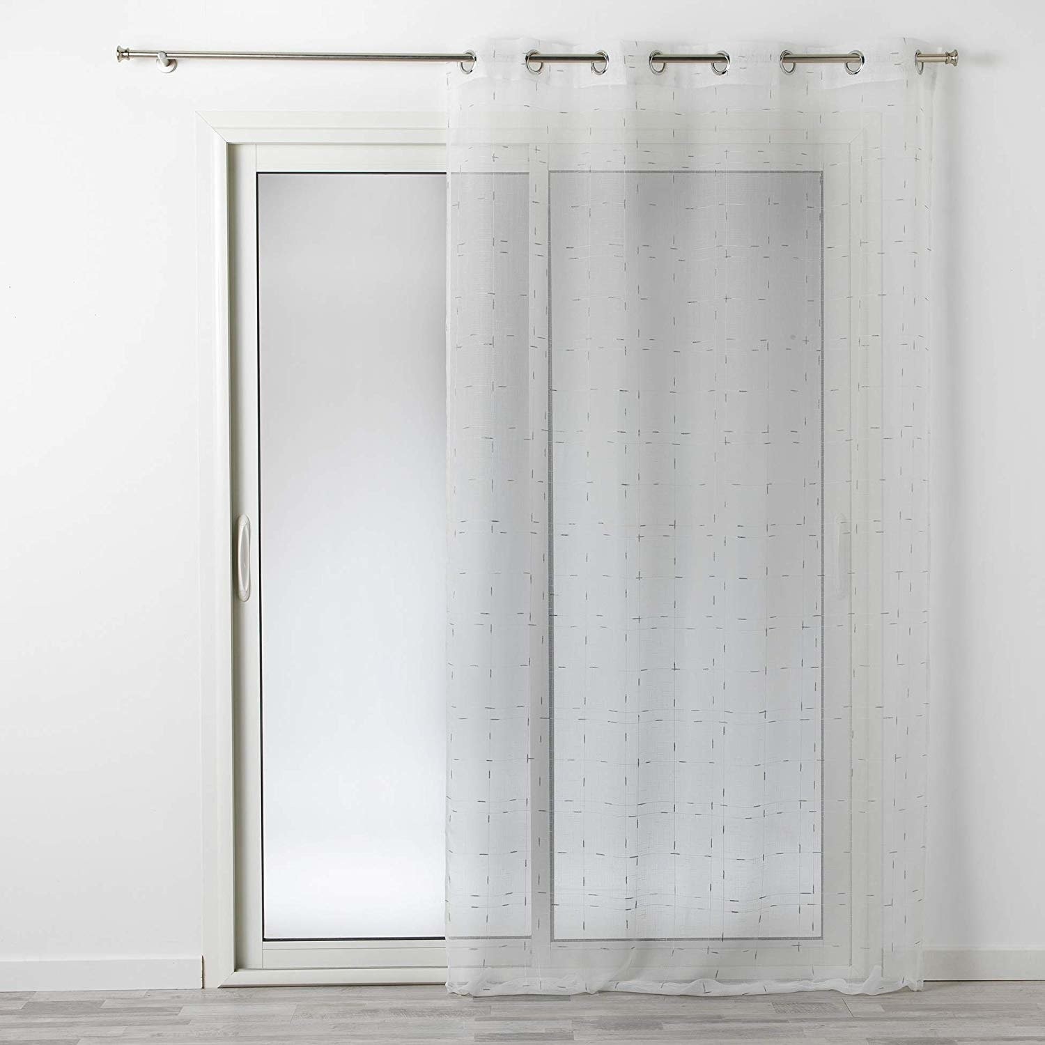 Douceur d'intérieur Douceur dintérieur Zasłona okienna na przelotkach DIXIE 140 x 240 cm biała ze srebrnym nadrukiem 1626422