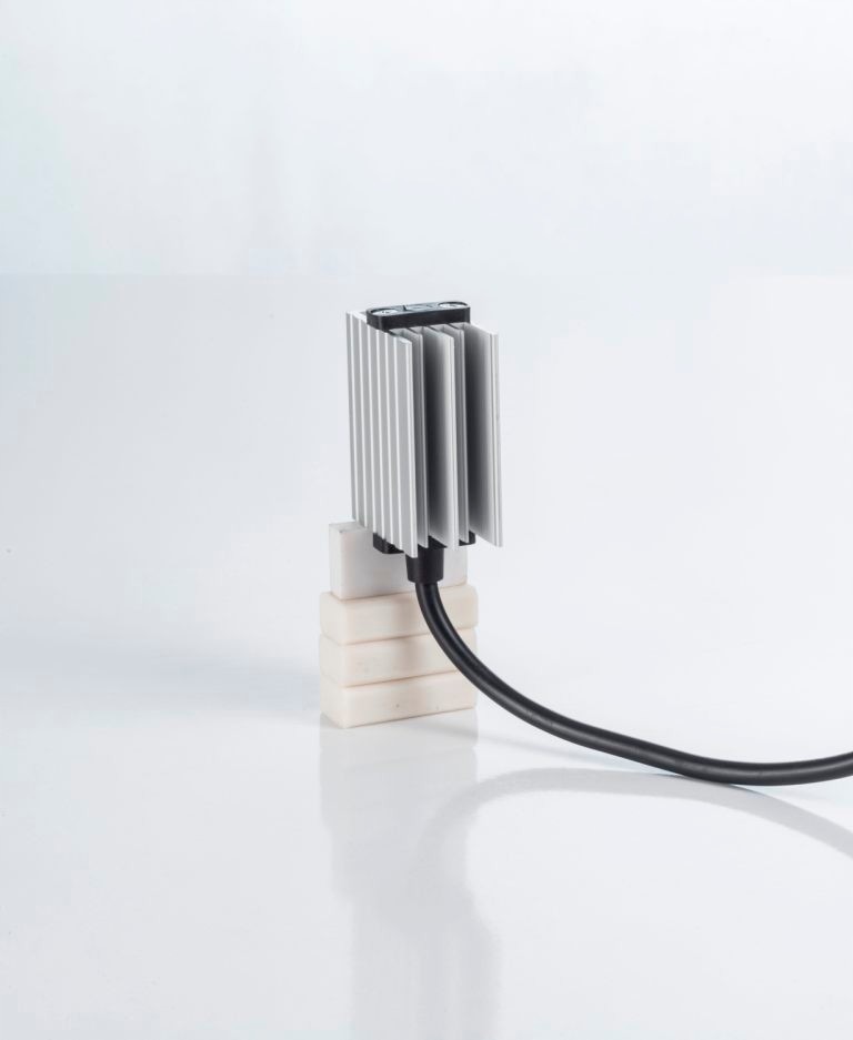 Grzejnik mini Ptc 25W z przewodem 30cm