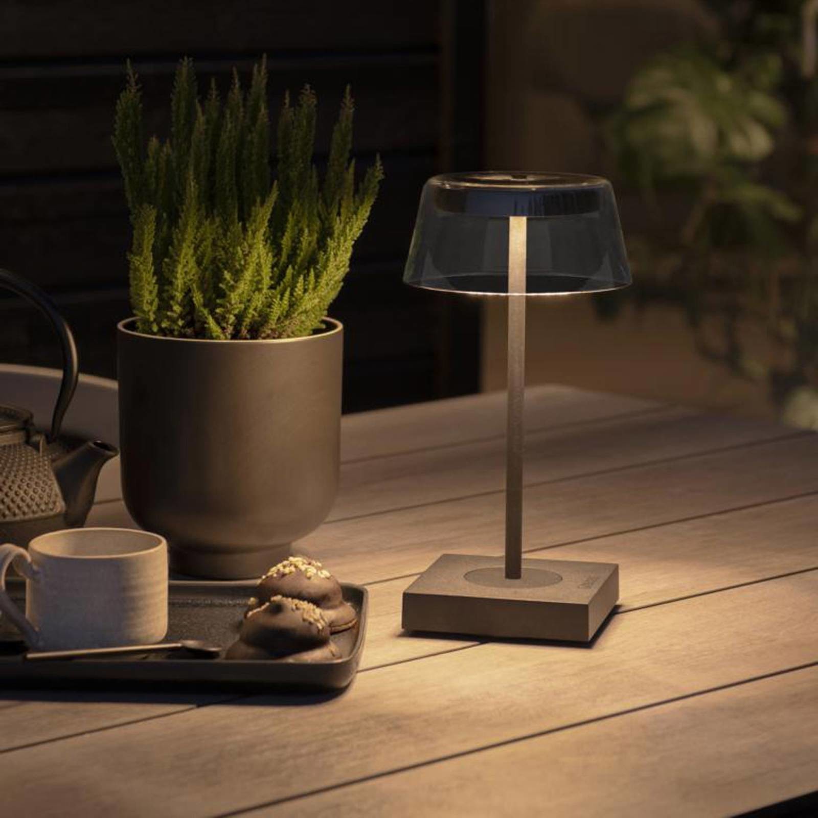 Konstsmide Lampa stołowa LED Scilla z przyłączem USB, czarna