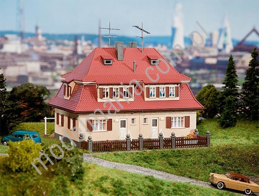 Faller Dom w zabudowie bliźniaczej 130464