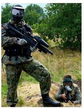 Gra w paintball na wieczorze kawalerskim  Kołobrzeg P0008935