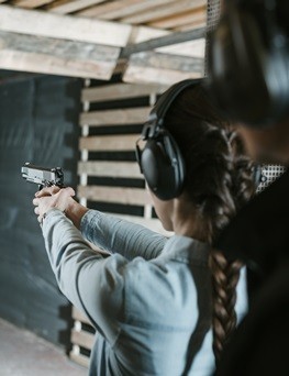 Nauka strzelania na strzelnicy dla dwóch osób  Kraków P0000461