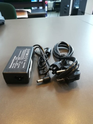 Zebra eMPe Zasilacz do LP2844/GC420D 20V 3,25A 65W + kabel koniczynka) Zasilacz do LP2844/GC420D 20V 3,5A 65W