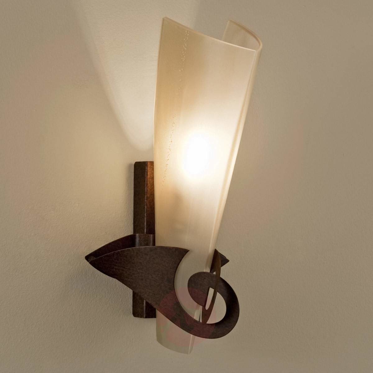 Szlachetna lampa ścienna Phantom rdzawo-złota