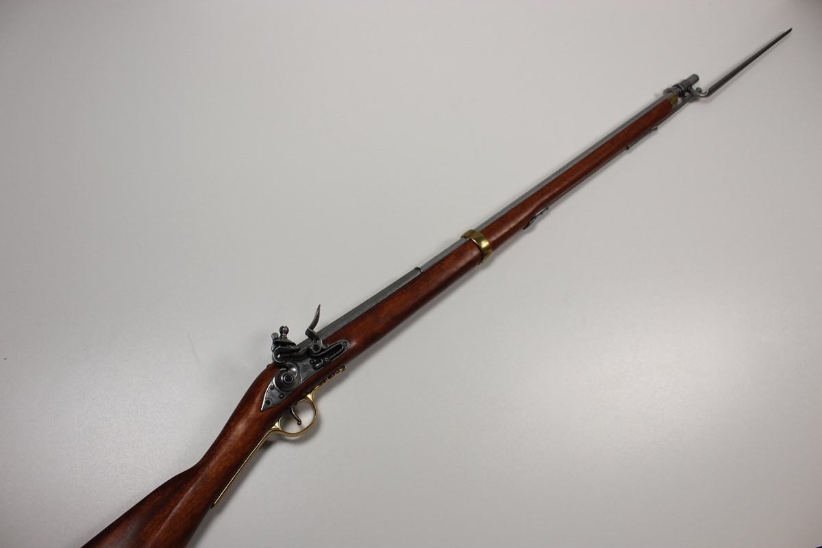 Denix SA REPLIKA ANGIELSKIEGO MUSZKIETU BROWN BESS MODEL 1054 1054
