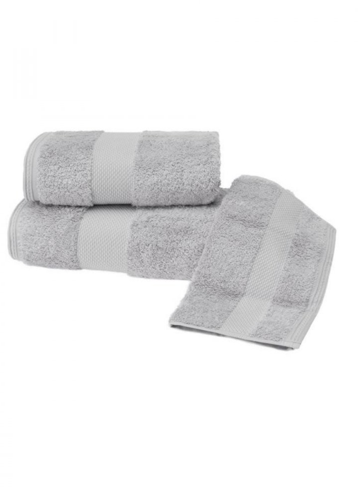 Soft Cotton Zestaw podarunkowy małych ręczników DELUXE Jasnoszary Zestaw podarunkowy małych ręczników DELUXE Jasnoszary