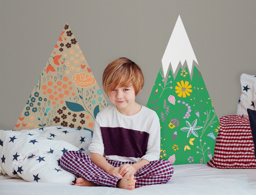 Coloray.pl Naklejki na ścianę Górska Łąka BubbleFree