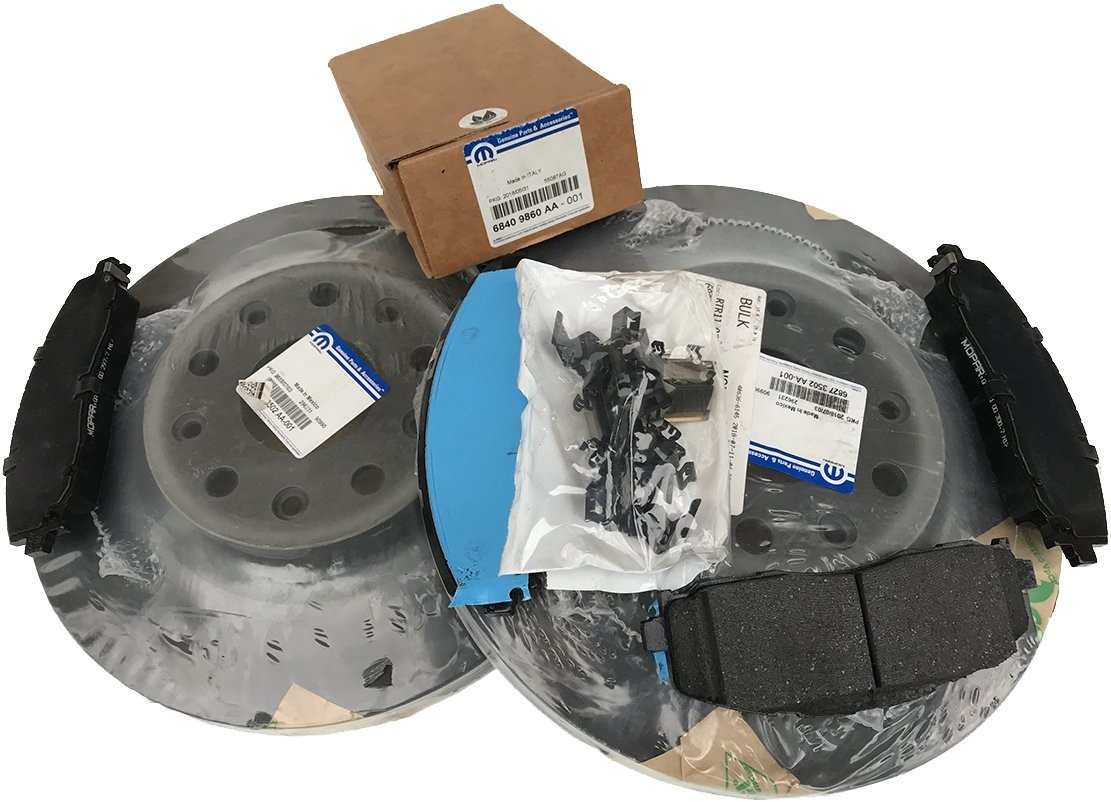 MOPAR Przednie klocki + tarcze hamulcowe 24mm BRY Jeep Wrangler JL 2018 68273502AB+68409860AA