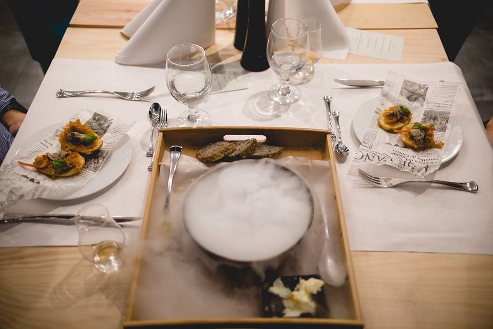 Kolacja dla dwojga  Restauracja Stadionova P0004669