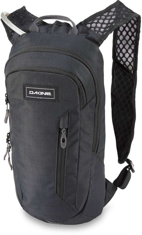 Dakine Shuttle 6l Backpack Men, czarny One Size 2021 Plecaki rowerowe 10003428-BLACK-OSFA