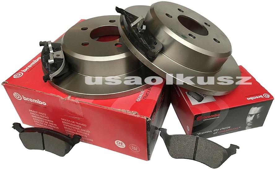 BREMBO Tylne tarcze oraz klocki hamulcowe Chrysler Voyager Town Country 2007 08.A351.10+P11014