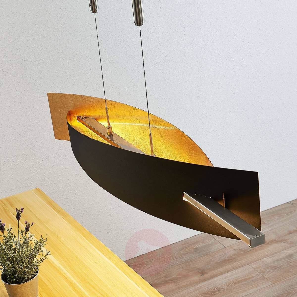 Lampenwelt COM Lampa wisząca LED Marija, pionowa osłona, rdzawa