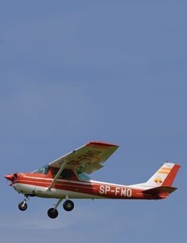 Lot Awionetką Cessna 150  Warszawa P0000145