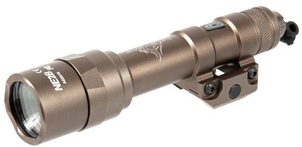 Night evolution Latarka Night Evolution M600U Scout Dark Earth - 450 lumenów (NEV-11-024964) G NEV-11-024964