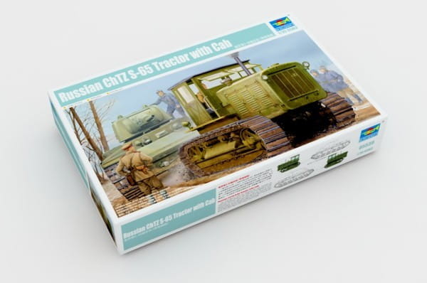 Trumpeter Russian ChTZ S-65 Tractor with Cab 05539