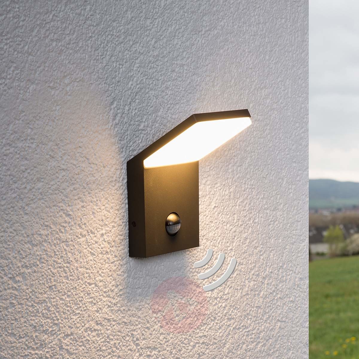 Lampenwelt Zewnętrzna lampa ścienna LED NEVIO z czujn ruchu