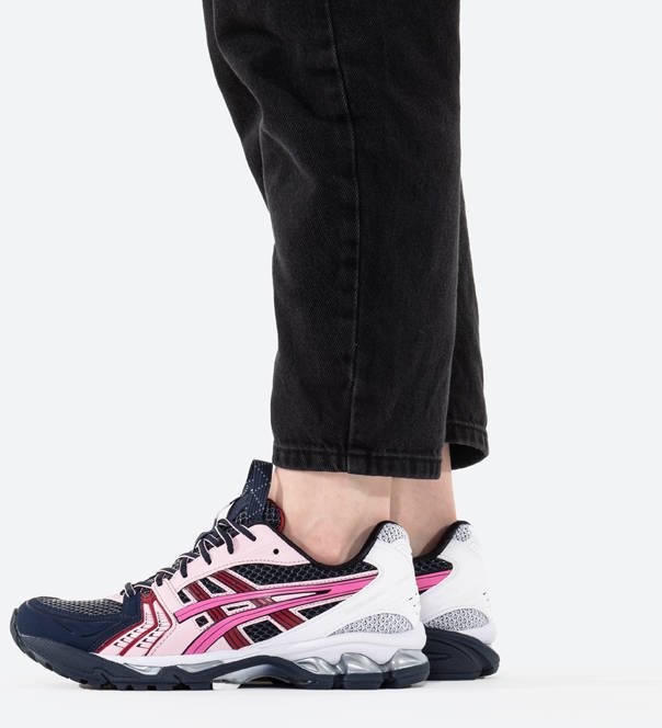 Asics Buty damskie UB1-S Gel-Kayano 14 1202A127 400 1202A127 400