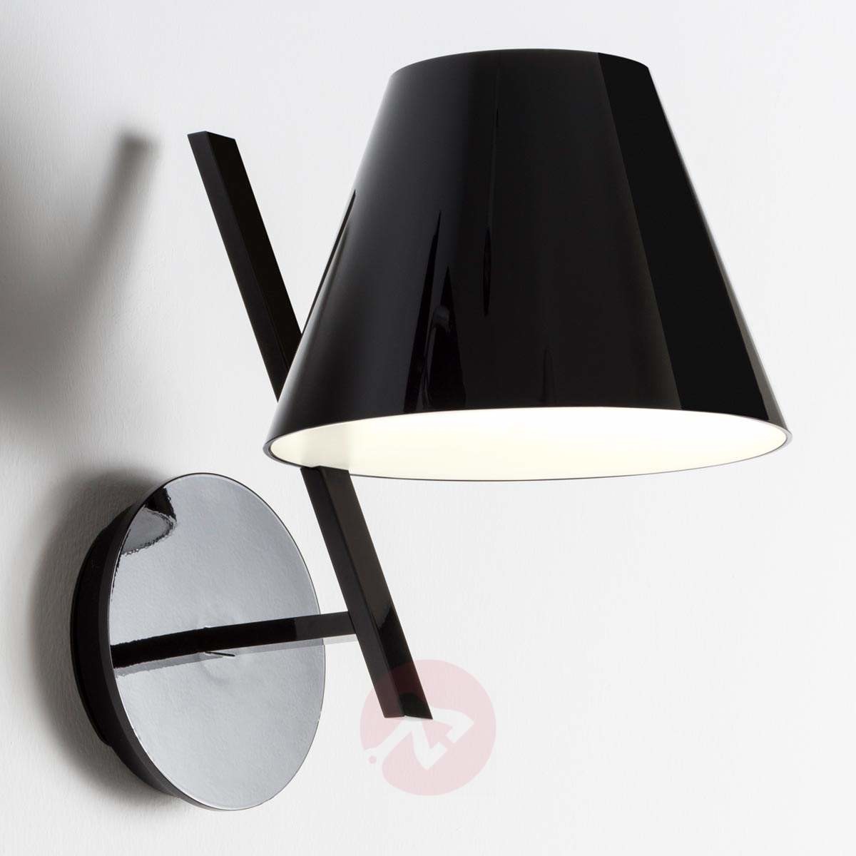 Czarna designerska lampa ścienna La Petite