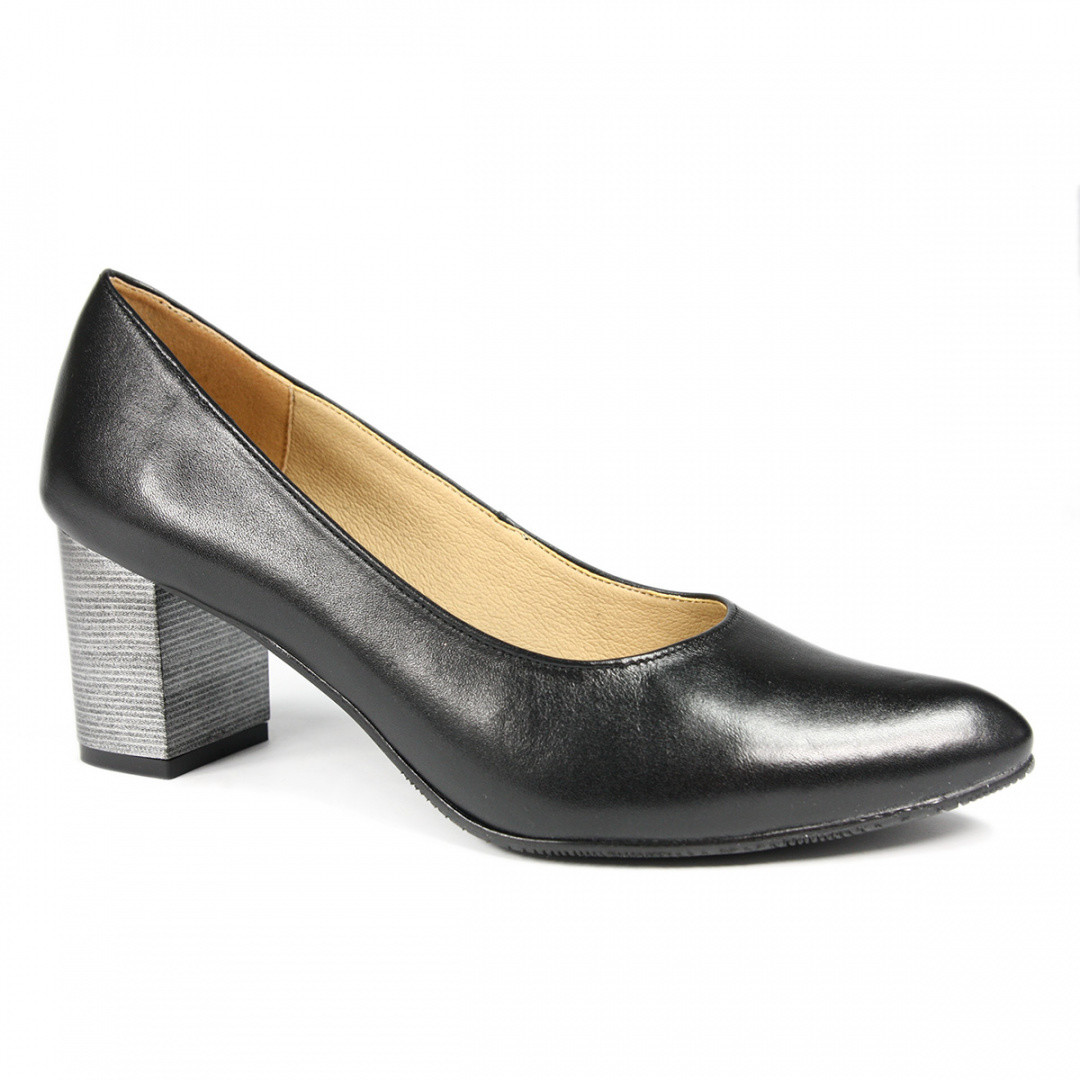 Clara Bastini Skórzane półbuty Clara Bastini CZ-03 czarne