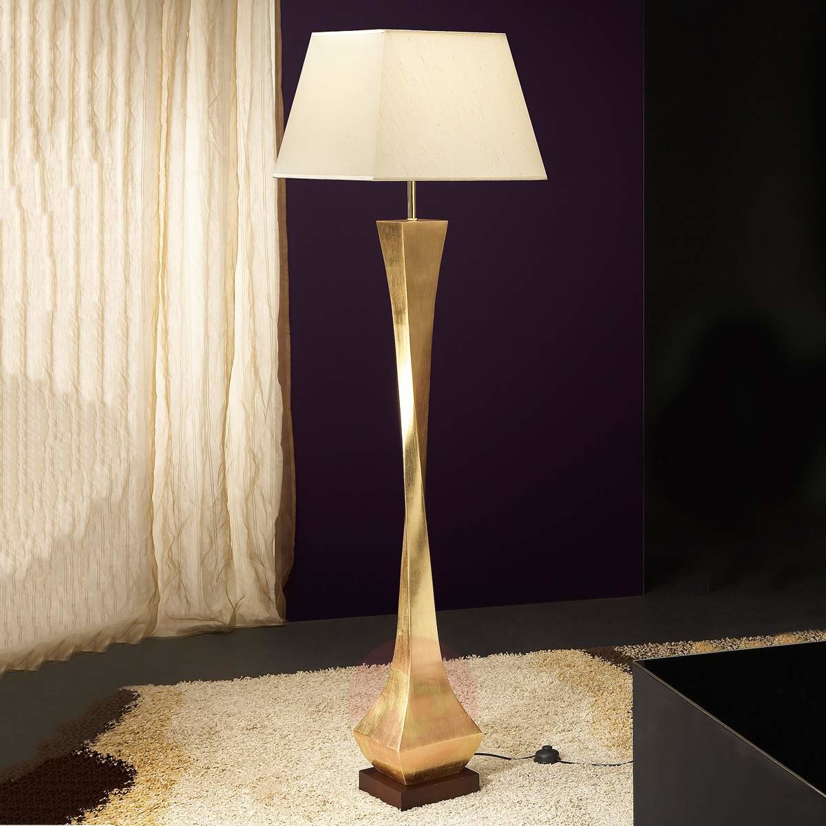 Schuller Lampa stojąca o szlachetnym designie, złota