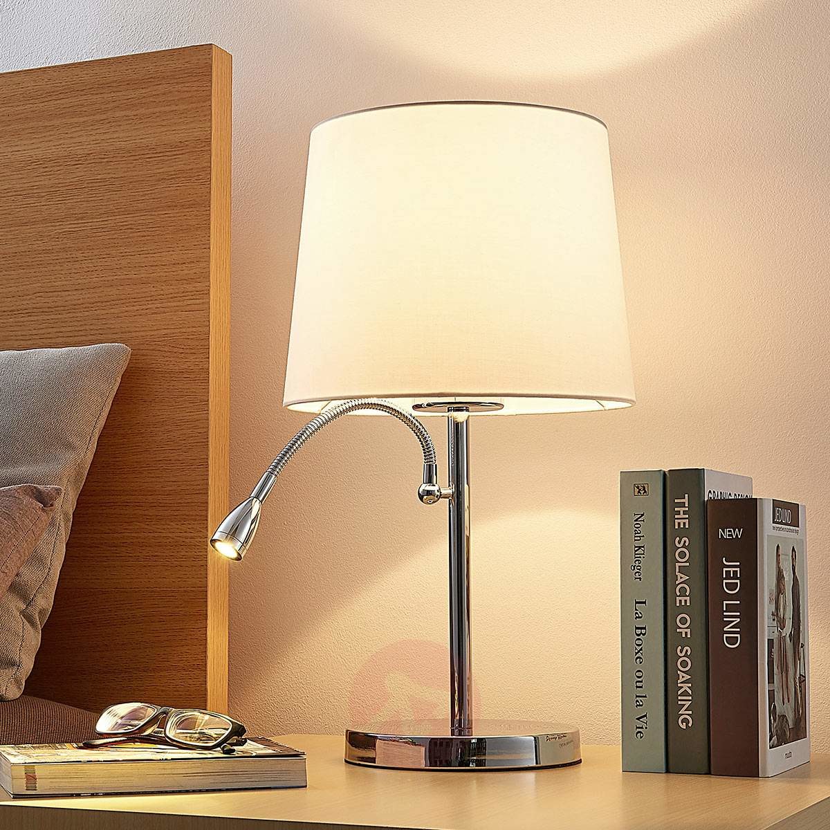 Lampenwelt COM Tkaninowa lampa stołowa Benjiro z lampką LED