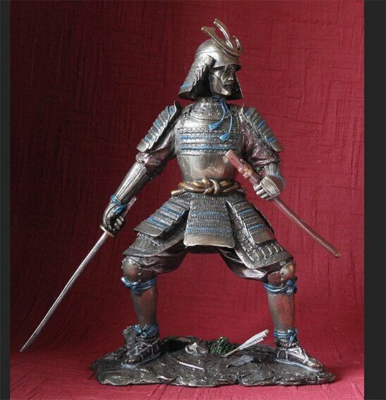 Veronese Parastone FIGURKA PARASTONE Samuraj w zbroi z kataną - Styl WU72583
