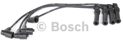 BOSCH Komplet przewodów zapłonowych 0 986 356 778