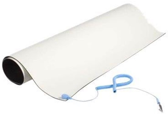 StarTech com com 24x27.5in Beige Desktop Anti-Static Mat - desktop anti-static mat M3013