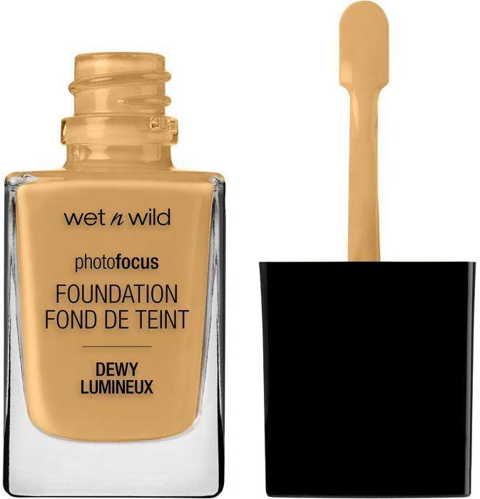 Wet n Wild Photo Focus Dewy Foundation długotrwały podkład do twarzy Desert Beige 28ml