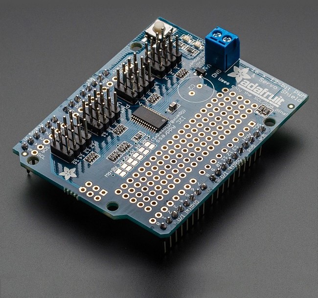 Adafruit sterownik serw 16-kanałowy, 12-bitowy PWM I2C Shield dla Arduino ADA-02448