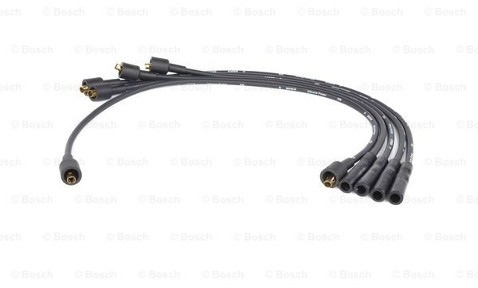 BOSCH Zestaw przewodów zapłonowych 0 986 356 768